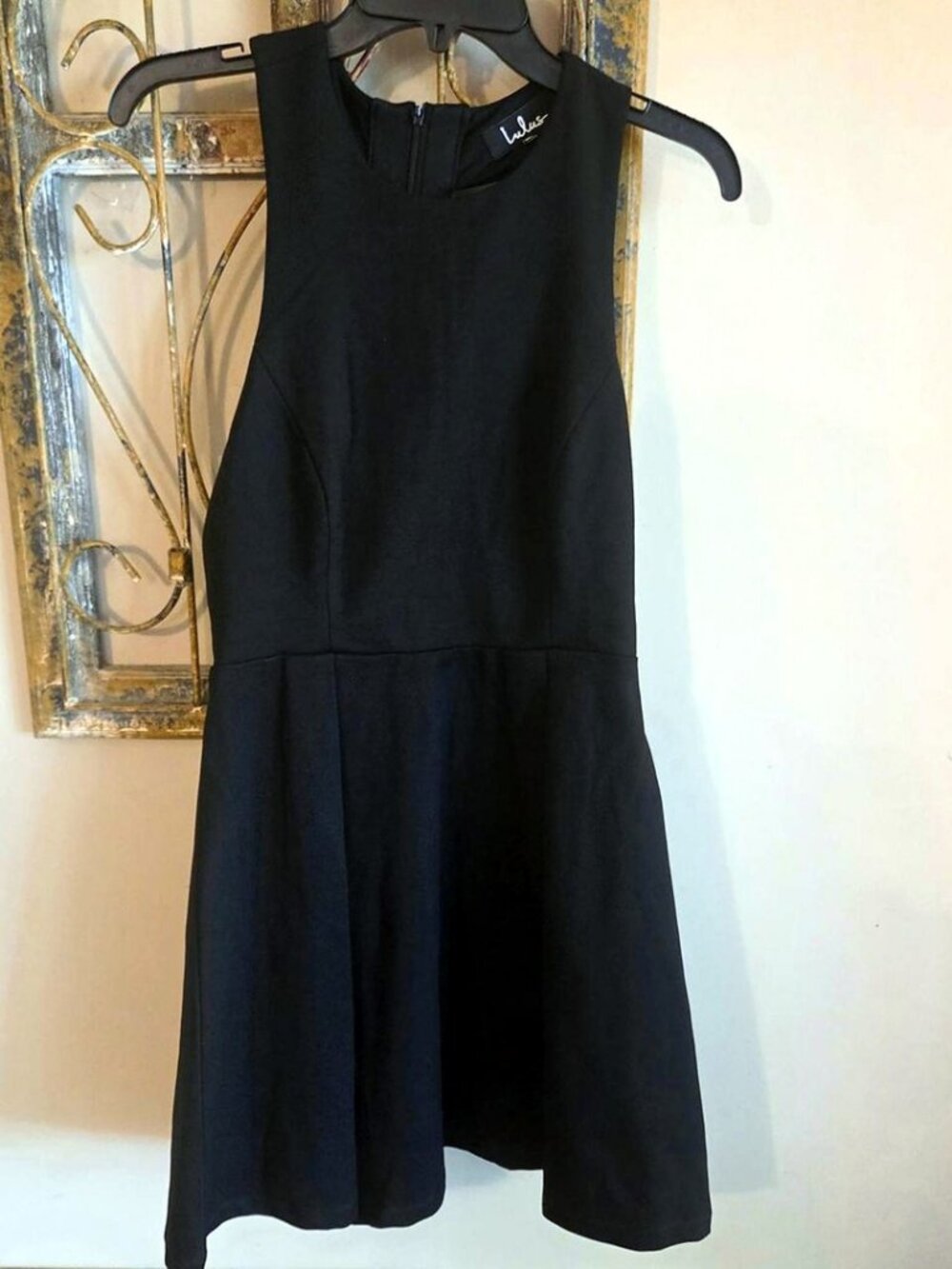 Lulus Black Sleeveless Fit and Flare Mini Dress Back Zip Size M NWT
